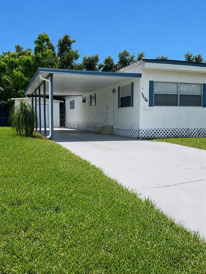 7134 Lofty Dr, Port Richey, FL 34668