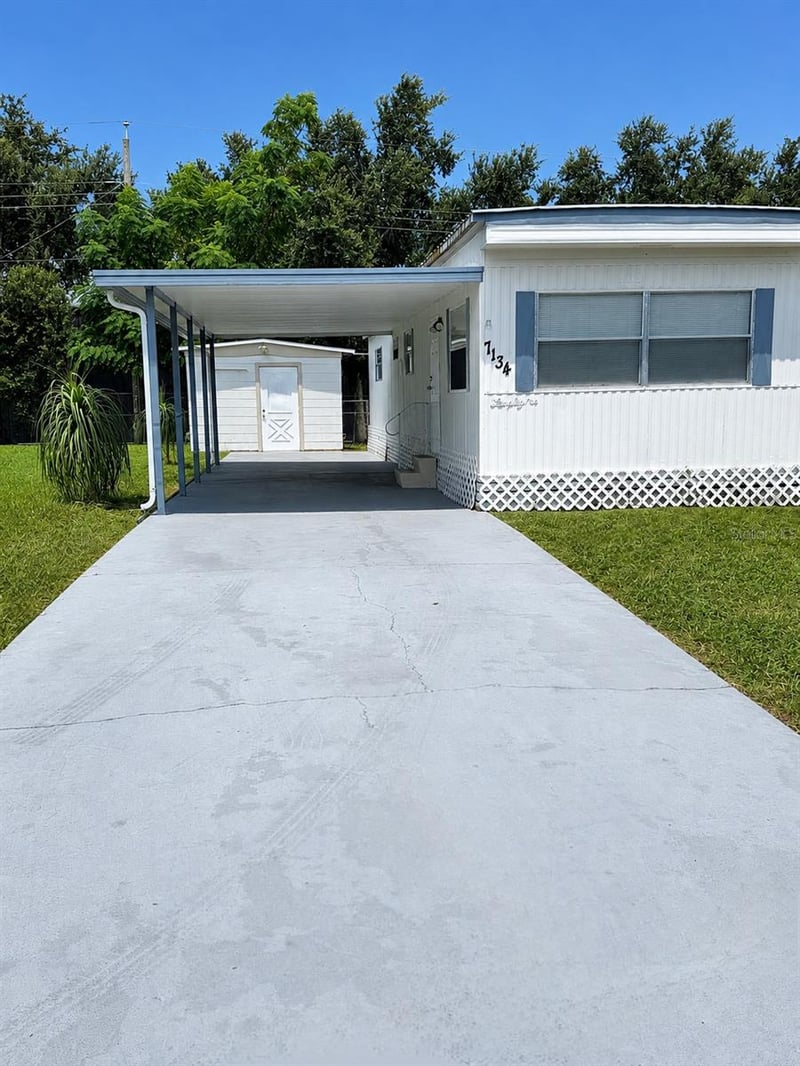 7134 Lofty Dr, Port Richey, FL 34668