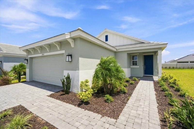 13902 Fletcher Dr, Palmetto, FL 34221
