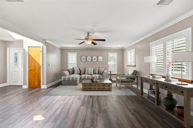 2802 W Estrella St, Tampa, FL 33629