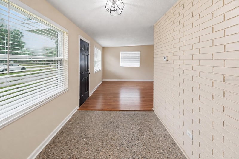 8490 92nd Ter, Seminole, FL 33777