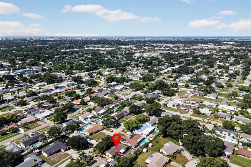 6069 27th Ave N, St Petersburg, FL 33710