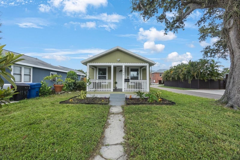1160 36th Ave N, St Petersburg, FL 33704