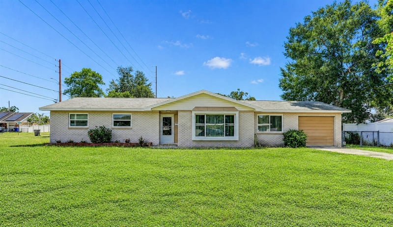 7703 Lakeside Blvd, Tampa, FL 33614