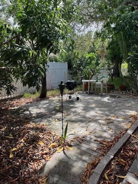 535 Wilkie St, Dunedin, FL 34698
