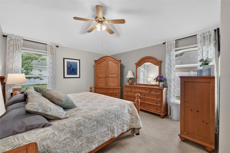 3132 Beaver Pond Trl, Valrico, FL 33596