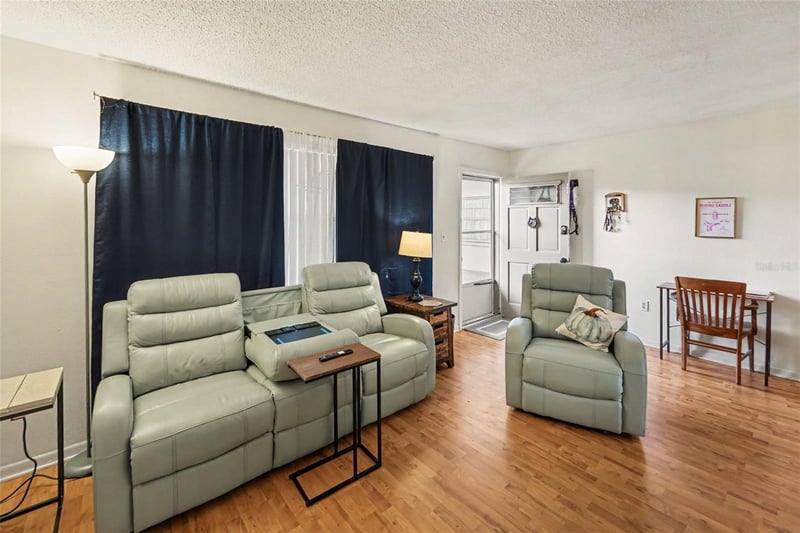 5530 80th St N #C101, St Petersburg, FL 33709