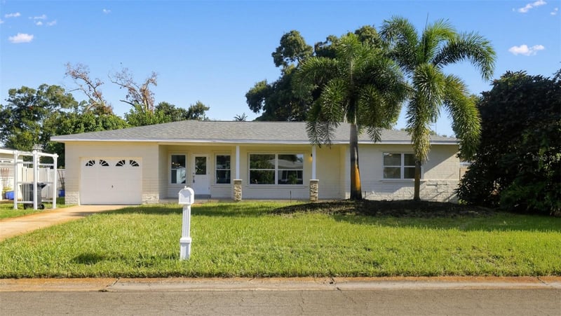 5825 21st Ave S, Gulfport, FL 33707