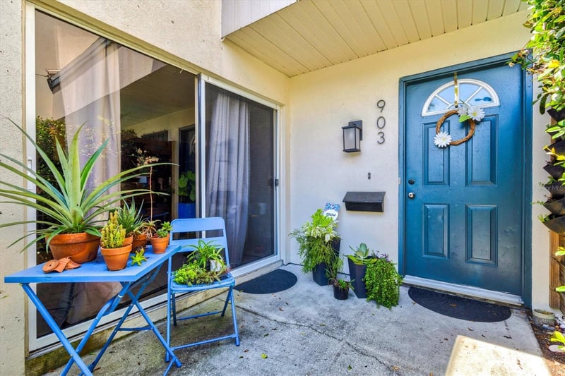 903 Byron Ln, Sarasota, FL 34243