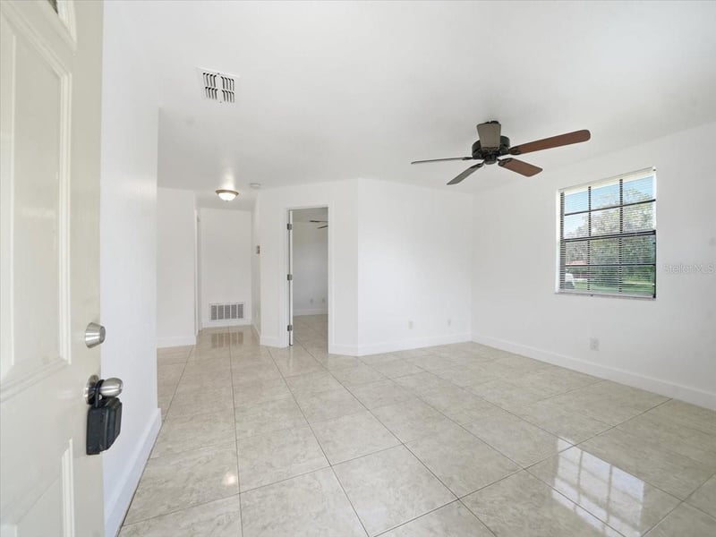 12823 Buckeye Dr, Hudson, FL 34669