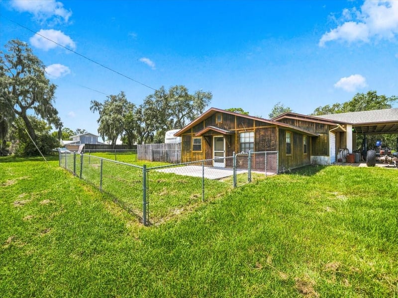 12823 Buckeye Dr, Hudson, FL 34669