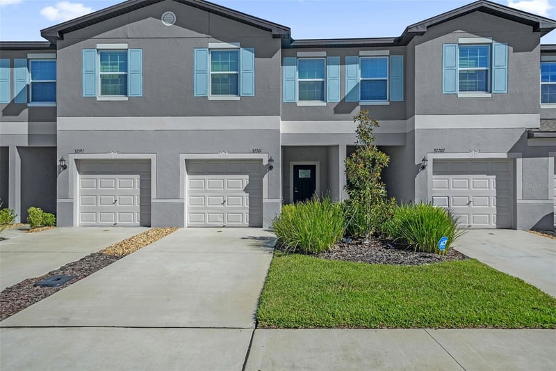 32201 Powderpuff Mimosa Dr, San Antonio, FL 33576