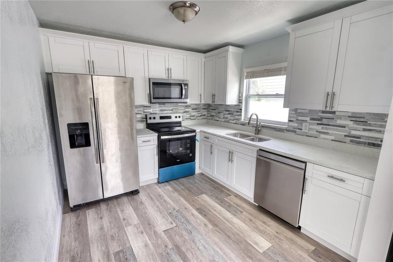116 44th St S, St Petersburg, FL 33711