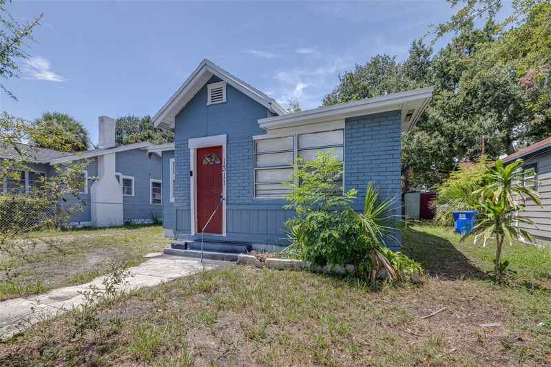 1311 Prescott St S, St Petersburg, FL 33712