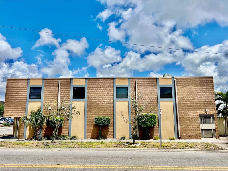 1253 Park St, Clearwater, FL 33756