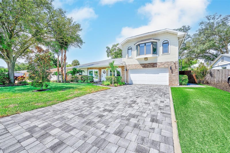 812 Willowbranch Ave, Clearwater, FL 33764