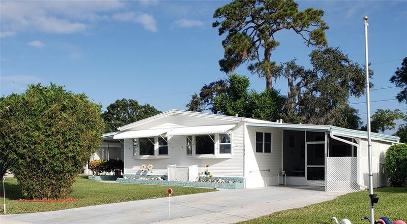 183 Philadelphia Blvd #22, Palm Harbor, FL 34684