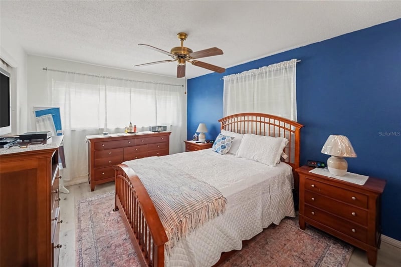 6880 Lafayette N #8, Pinellas Park, FL 33781