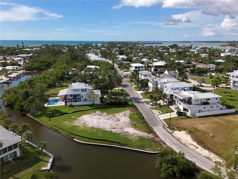 6801 Longboat Dr S, Longboat Key, FL 34228