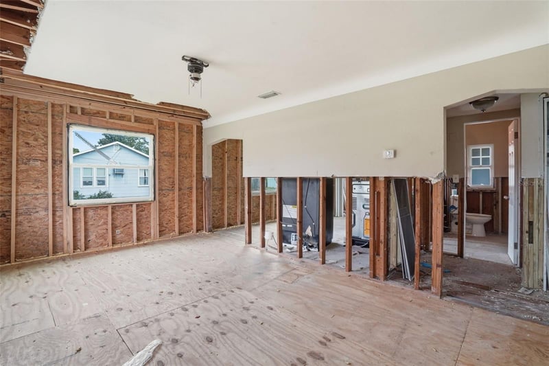 4535 Emerson Ave S, St Petersburg, FL 33711