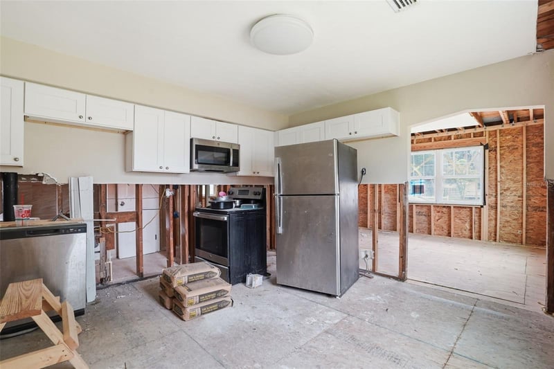 4535 Emerson Ave S, St Petersburg, FL 33711