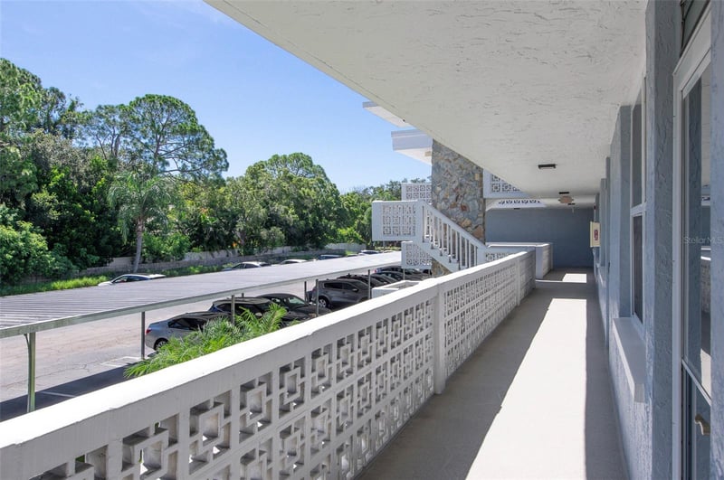 4720 Locust St NE #219, St Petersburg, FL 33703