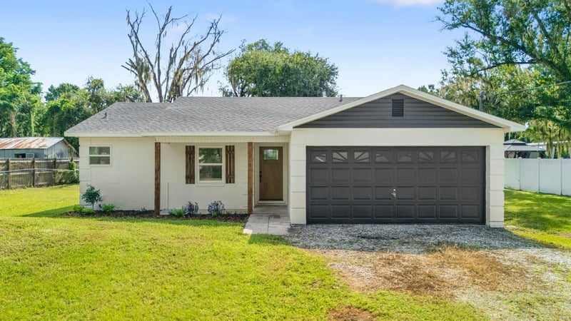 414 S Wiggins Rd, Plant City, FL 33566