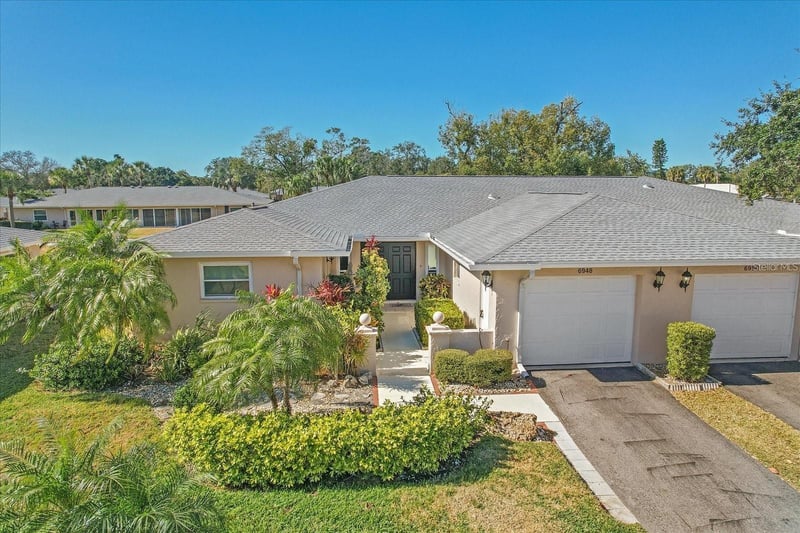 6948 W Country Club Dr N #V-81, Sarasota, FL 34243