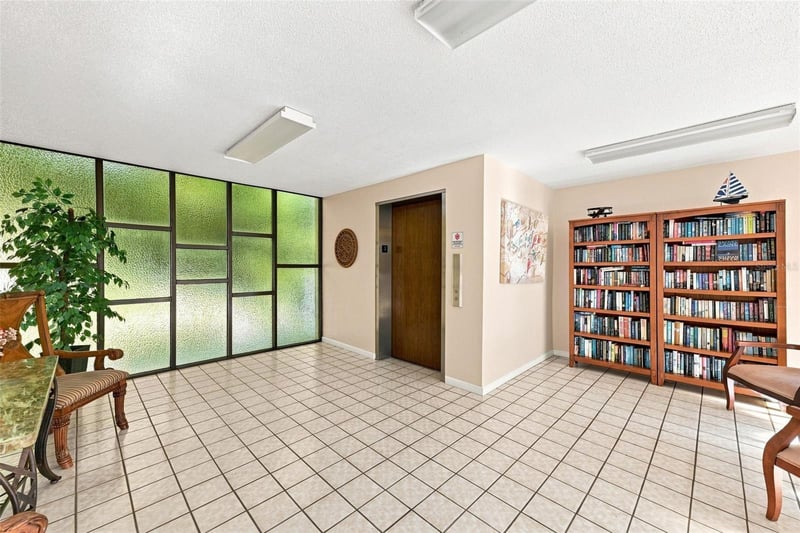2650 Pearce Dr #309, Clearwater, FL 33764