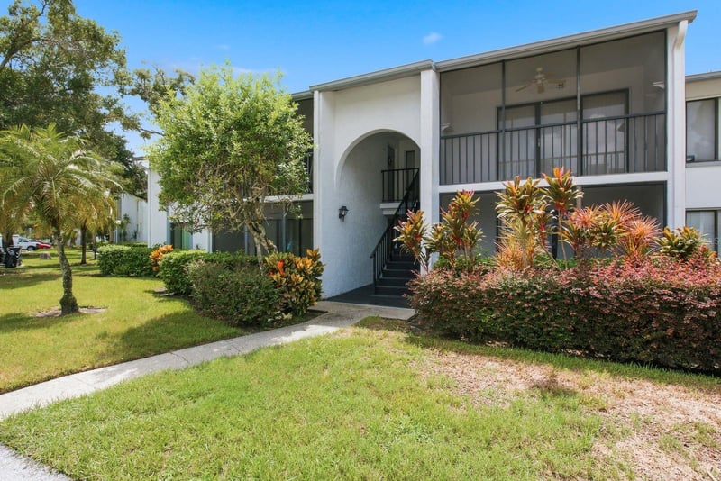 1345 Pine Ridge Cir E #A2, Tarpon Springs, FL 34688