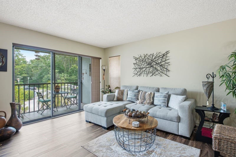 1345 Pine Ridge Cir E #A2, Tarpon Springs, FL 34688