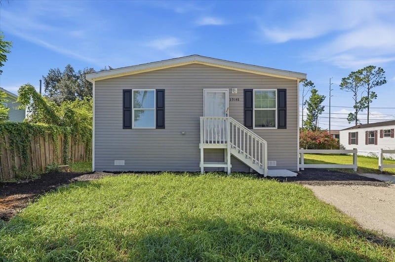 39148 Orient Ave, Zephyrhills, FL 33542