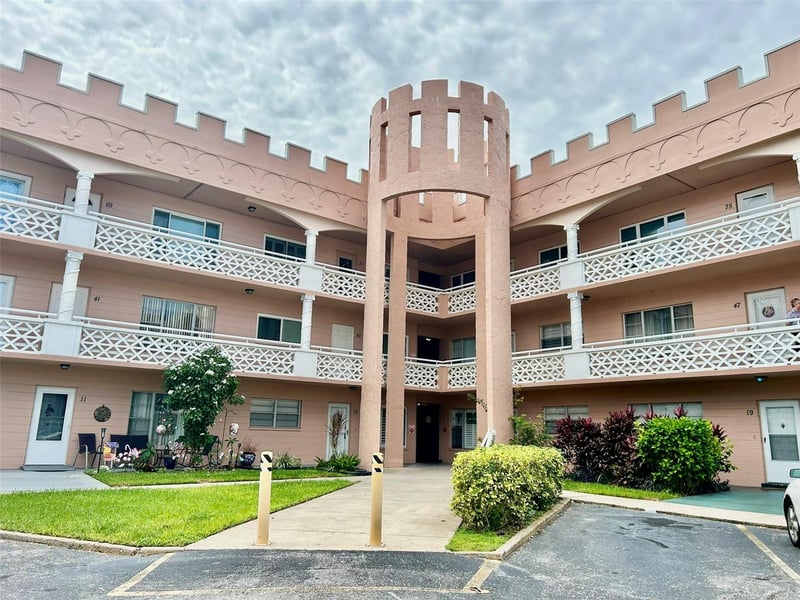 2457 Ecuadorian Way #41, Clearwater, FL 33763