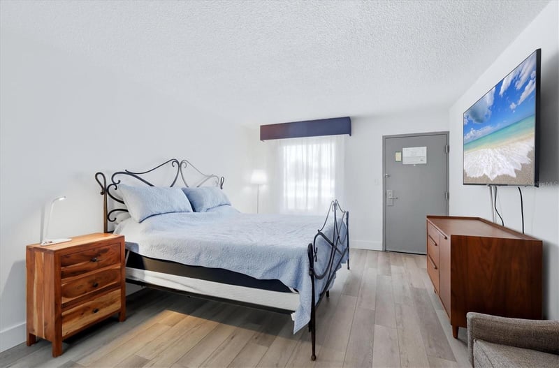 7150 N Tamiami Trl #S511, Sarasota, FL 34243
