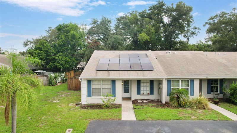 321 Dover Ct E, Safety Harbor, FL 34695
