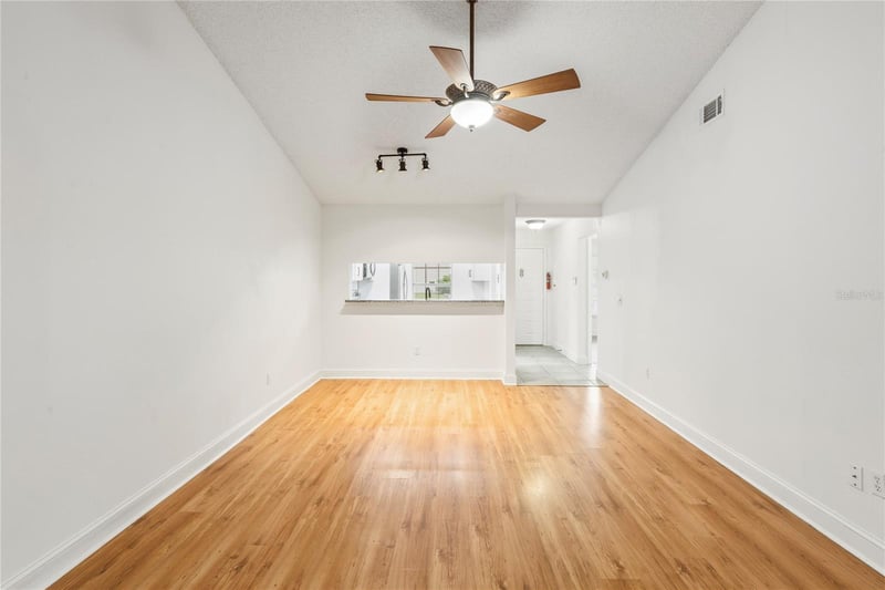 321 Dover Ct E, Safety Harbor, FL 34695