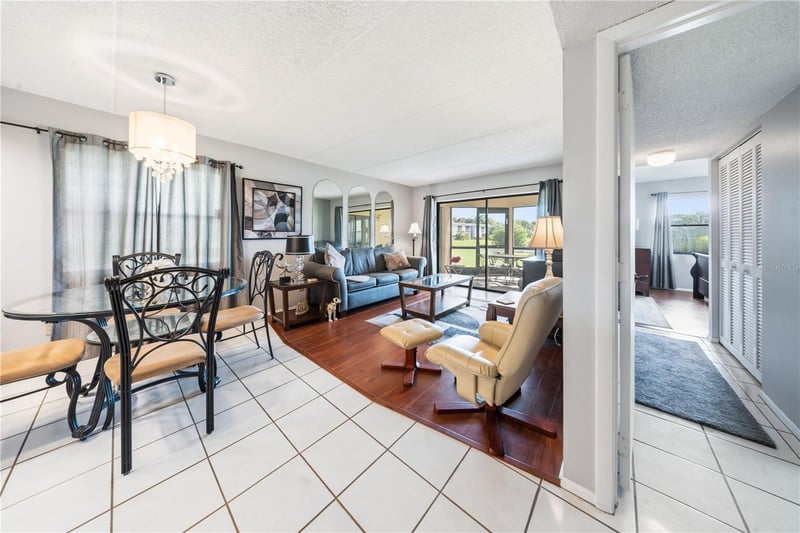 317 Woodlake Wynde, Oldsmar, FL 34677