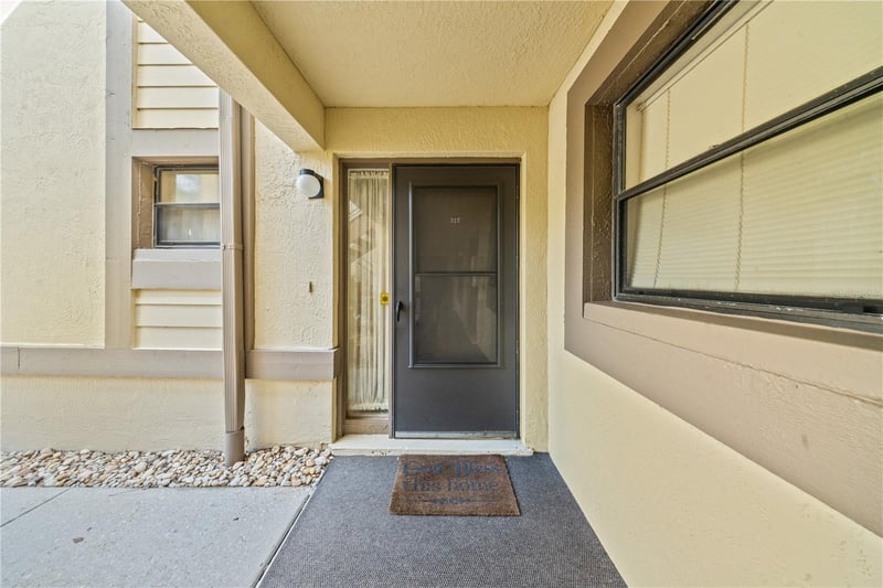 317 Woodlake Wynde, Oldsmar, FL 34677