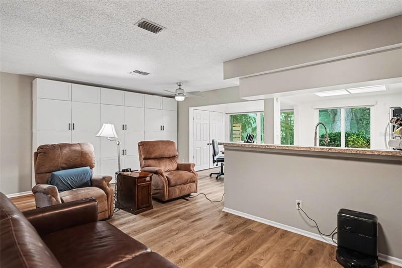 491 Exmoor Ter #1695, Dunedin, FL 34698