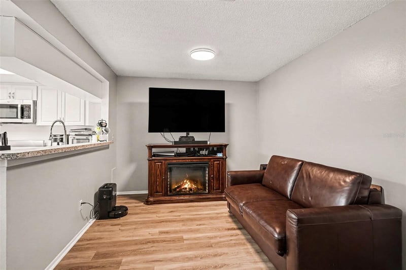 491 Exmoor Ter #1695, Dunedin, FL 34698