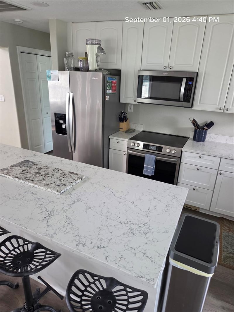 117 79th St, Holmes Beach, FL 34217