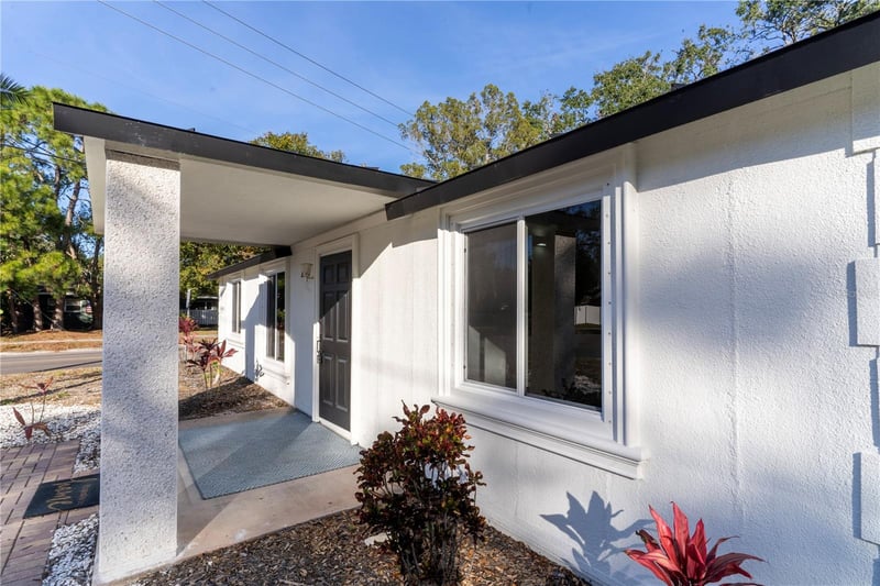 1395 Davis Rd, Dunedin, FL 34698