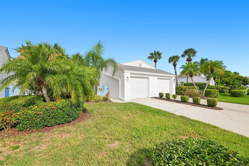 825 Waterside Ln, Bradenton, FL 34209