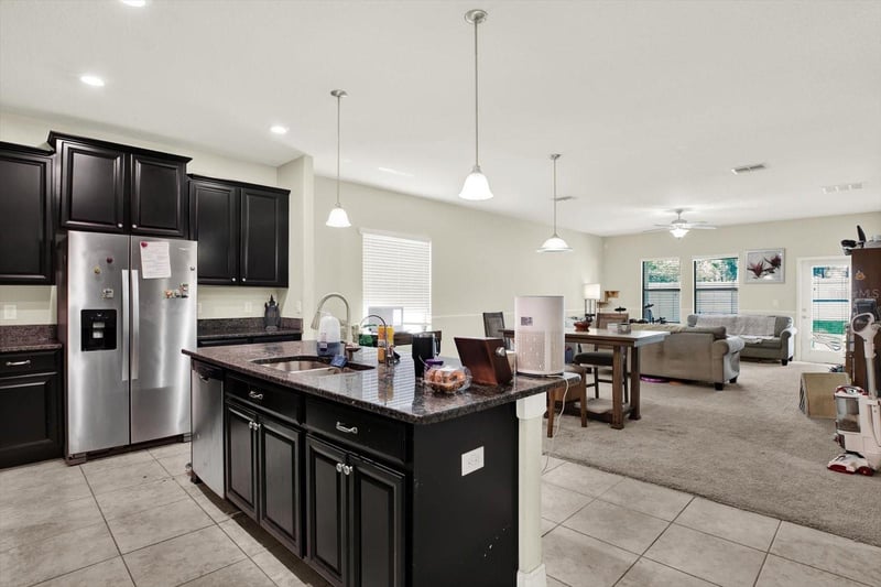 10207 Count Fleet Dr, Ruskin, FL 33573