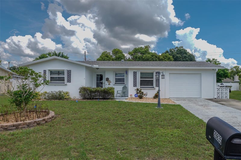 29835 69th Way N, Clearwater, FL 33761