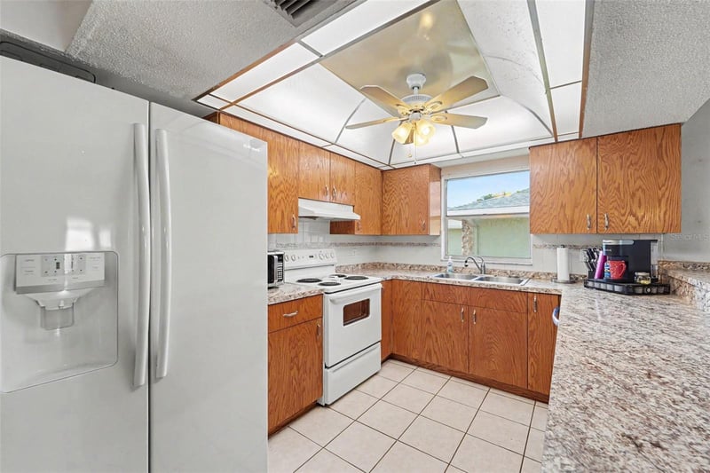 11022 Salt Tree Dr, Port Richey, FL 34668