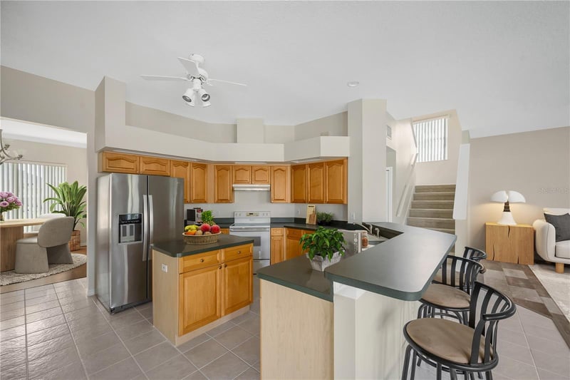 2304 Delamere Ct, Valrico, FL 33596