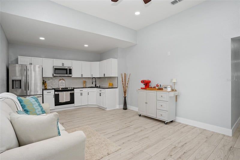 2601 W Saint Conrad St, Tampa, FL 33607