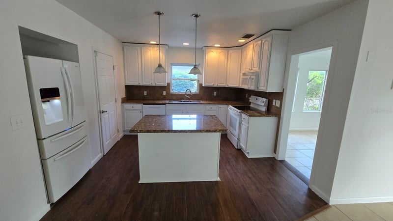 8420 Tupelo Dr, Tampa, FL 33637