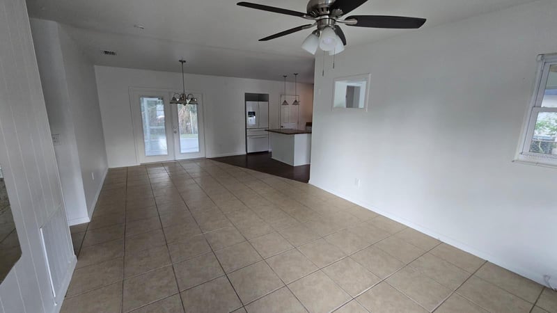 8420 Tupelo Dr, Tampa, FL 33637